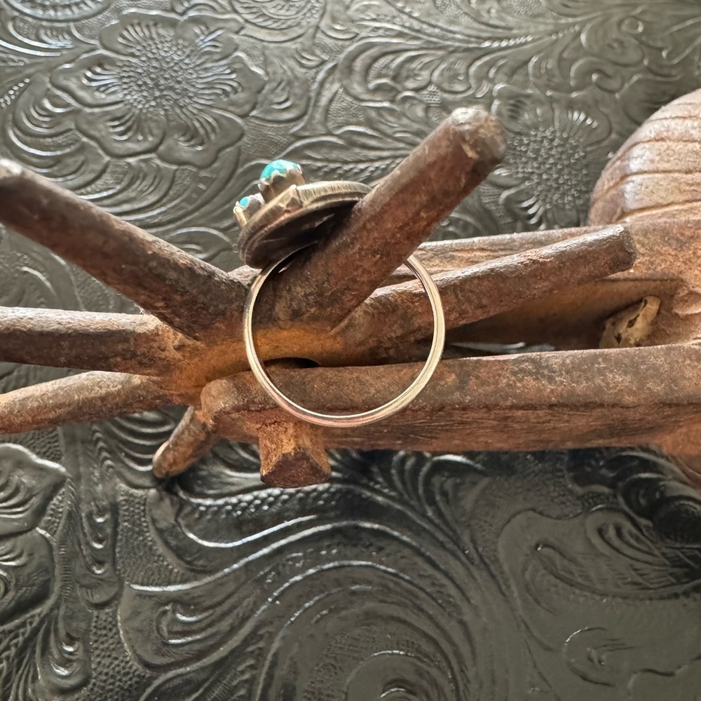 Silver Turquoise Ring - Picture 3 of 6